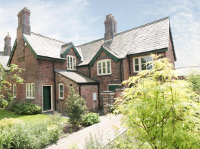 Just A Cottage, Newlands Farm